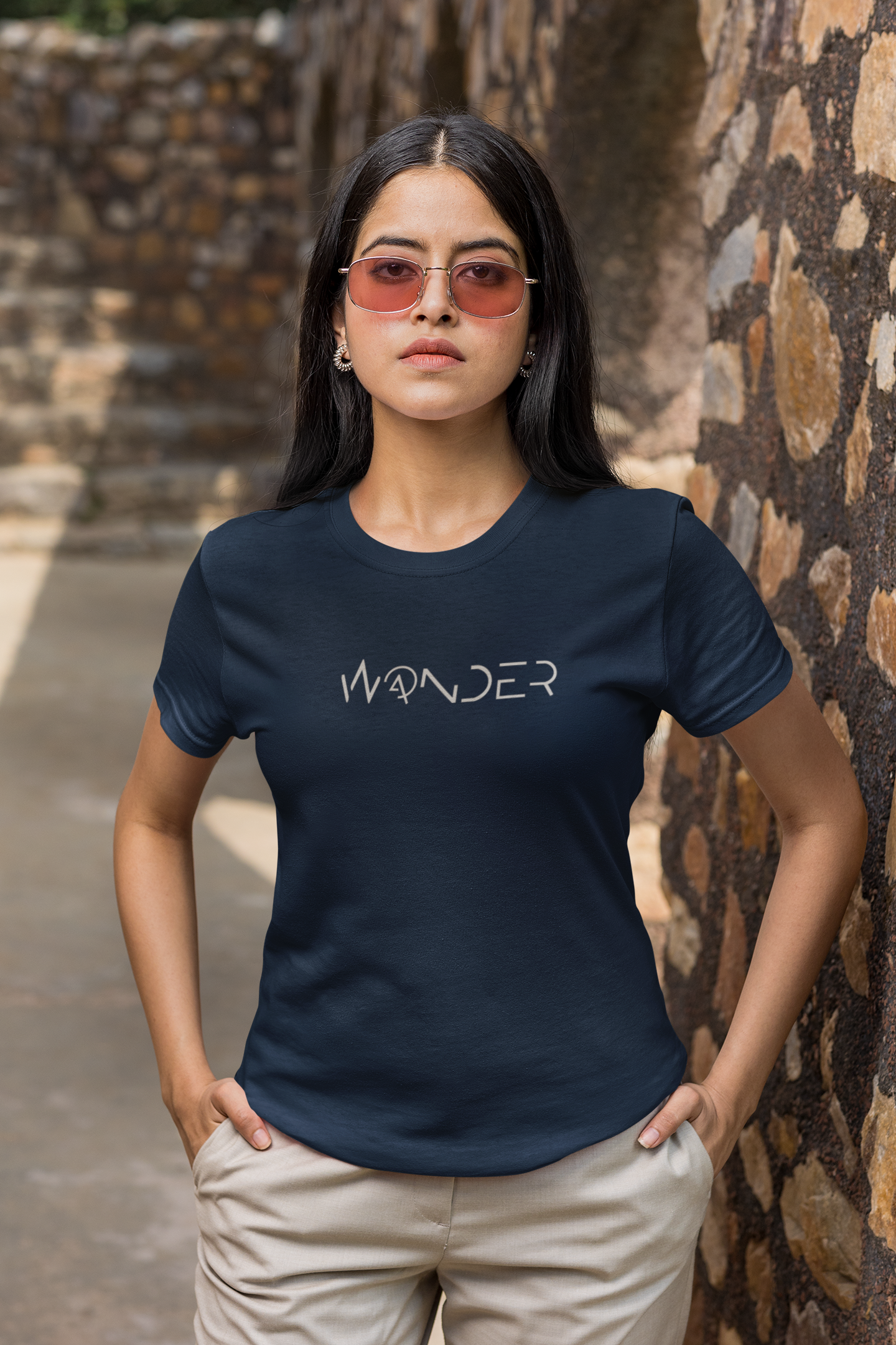 Wander Wonder Classic T-shirt : Unisex