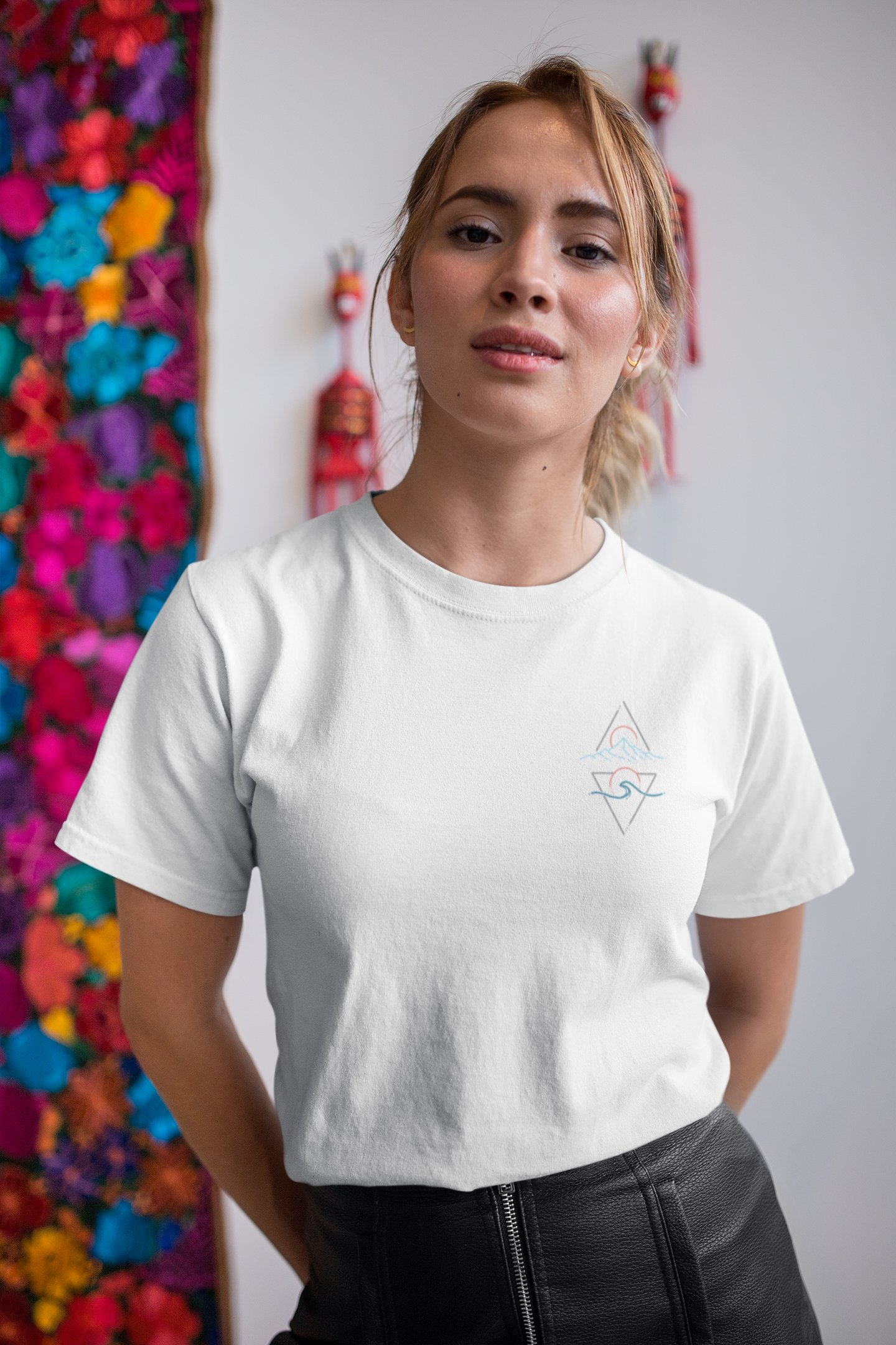 Mountain Beaches Classic T-shirt : Unisex