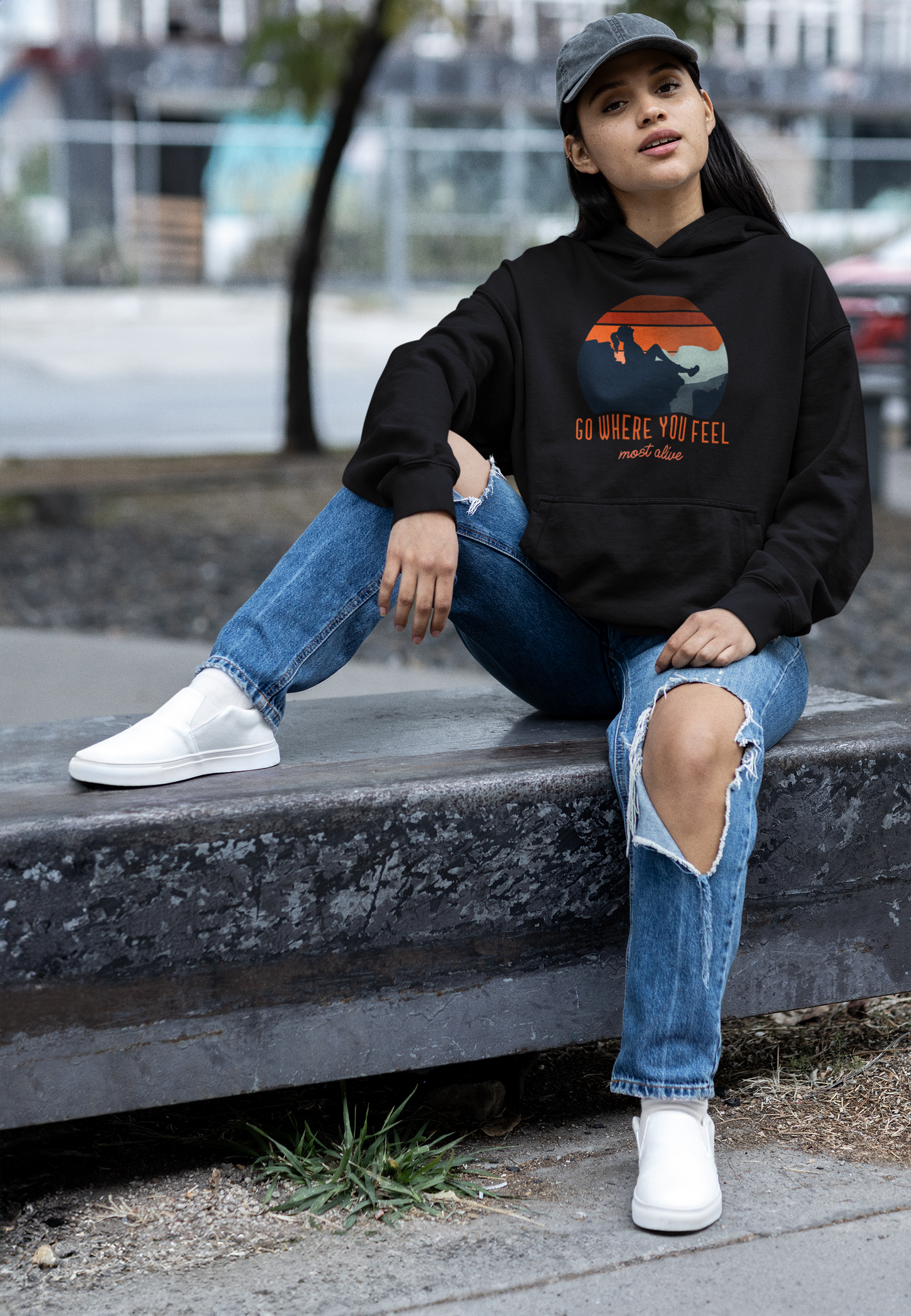 Go where you feel most alive Oversized Hoodie : Woman