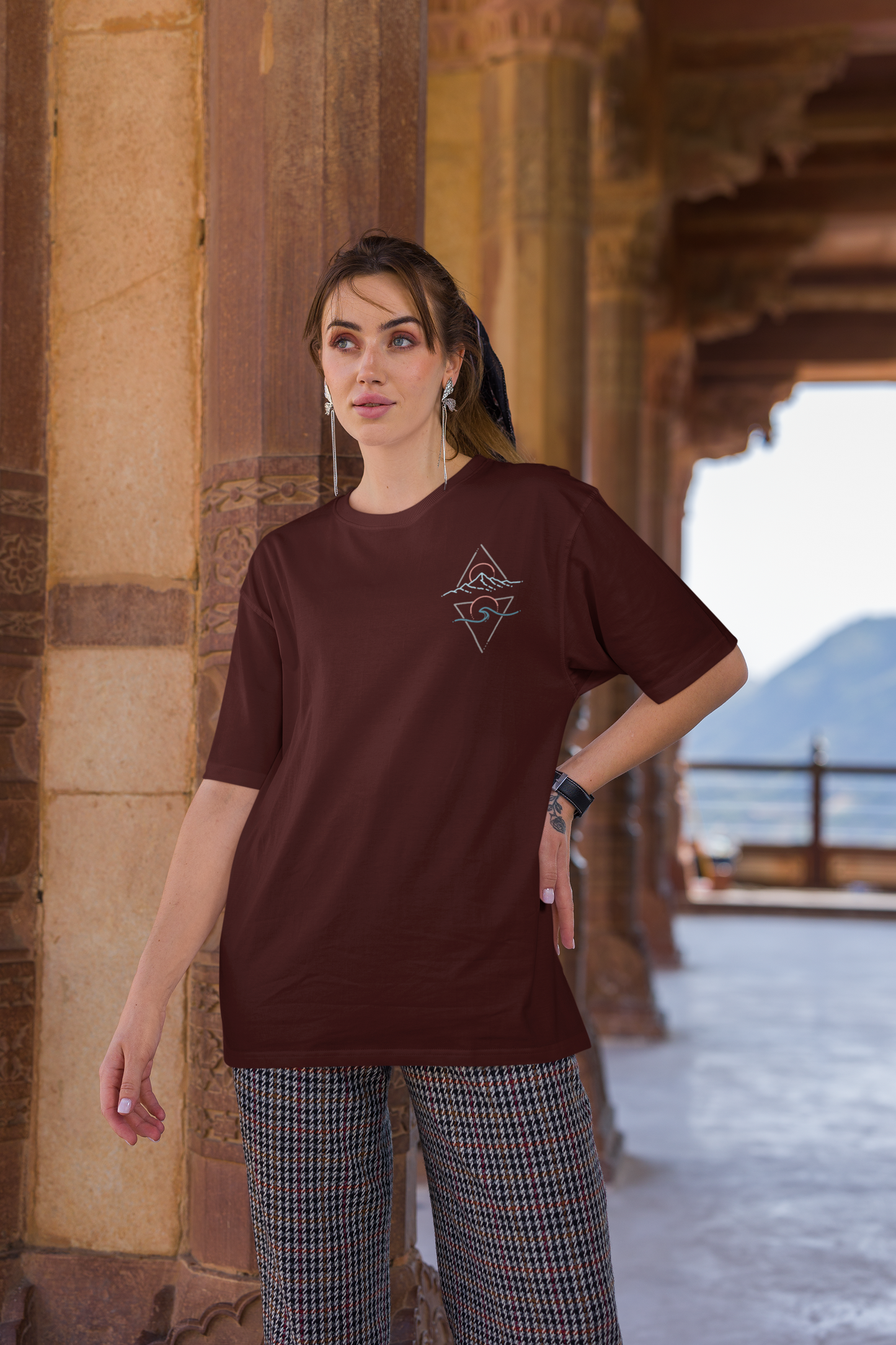 Mountain Beaches Oversized T-shirt : Unisex