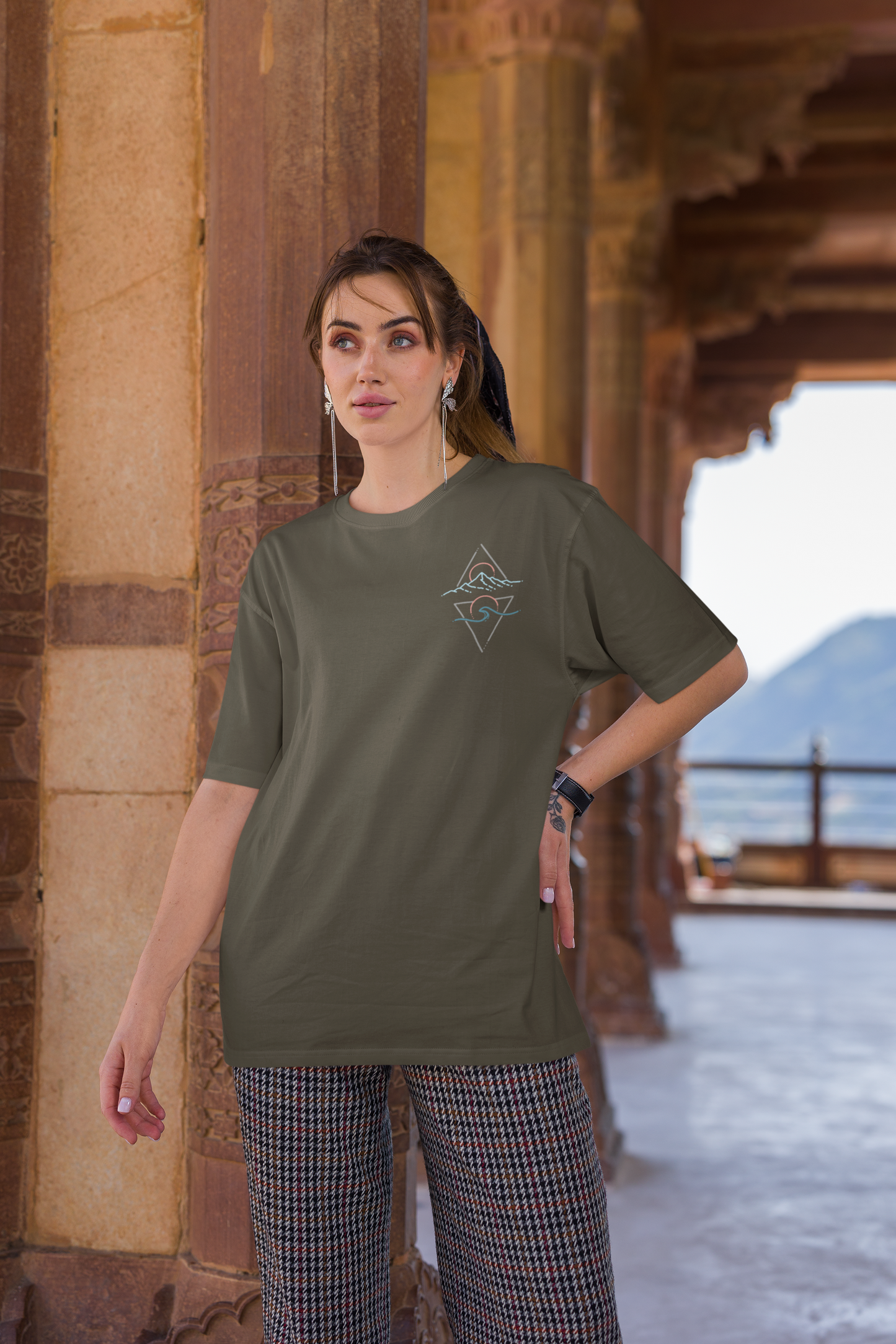 Mountain Beaches Oversized T-shirt : Unisex
